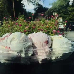 Strawberry cheesecake, strawberry, vanilla