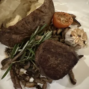 Petite filet, mushrooms and baked potato