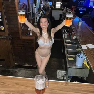 Satomi is HOT Bartender!!!!