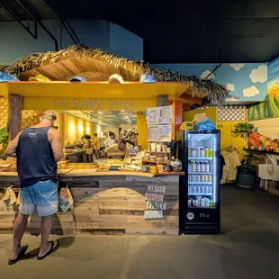 The entranceway and order counter