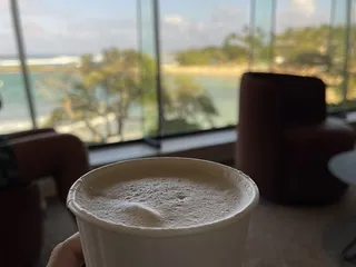 Turtle Bay Lobby Lounge