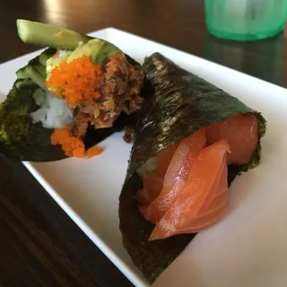 H14. Salmon Hand Roll