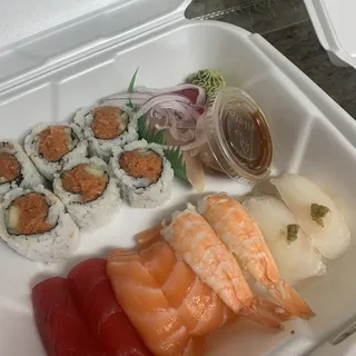 Sushi with Spicy Tuna Roll Combo