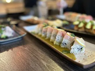 Sushi Lounge