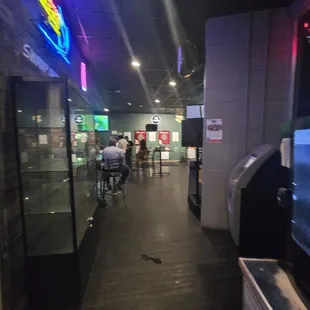 sushi and sashimi, interior