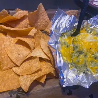 Spinach & Artichoke Dip with Chips