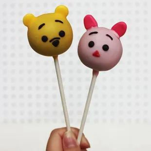 Winnie the Pooh cake pops