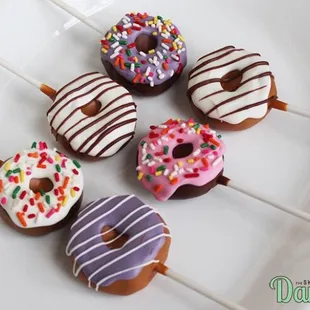 Donut cake pops