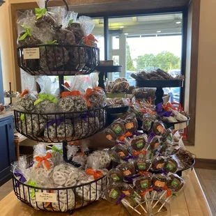 Holiday treat display