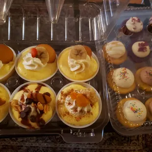 Pudding sampler and cupcake sampler...