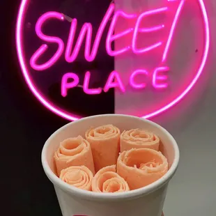 Champagne Rosé ice cream