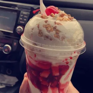 The Strawberry Cheesecake Sundae