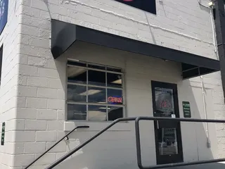 Kohli’s Downtown Nutrition