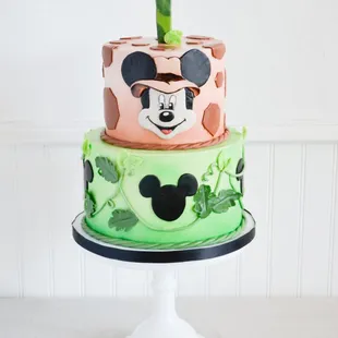 Safari Custom Cake