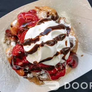 Mini funnelcake with all the delicious toppings
