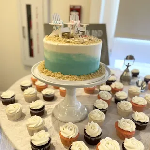 Wedding cakes and cupcakes