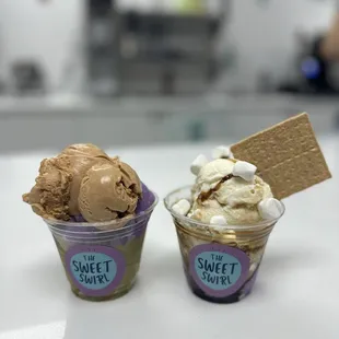 Matcha, Ube, and Chai (L) Butter cookie with free toppings (R)