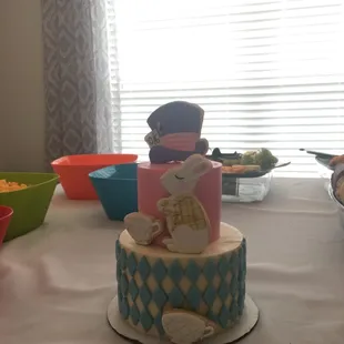 Baby girls first birthday in one-derland (matches invitations)