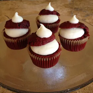 red velvet cupcakes