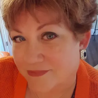 Ali C.