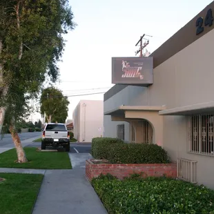 The Swig...Great little place to chill and enjoy good food &amp; ice cold beer.