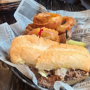 Roast beef and onion rings