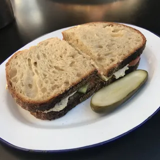 Albacore Tuna Salad Sandwich