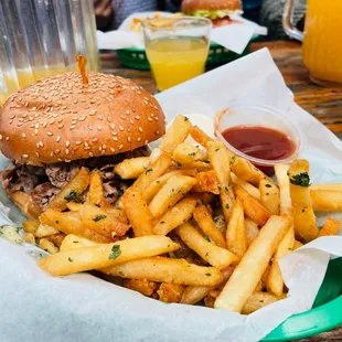 Sycamore&apos;s Famous Roast Beef Sandwich