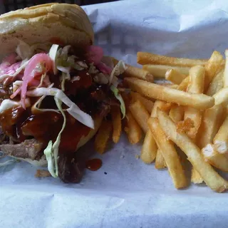 Pulled Pork Sandwich