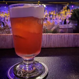 September drink special - peach gin something