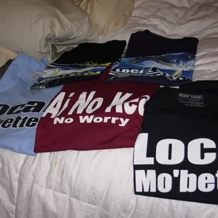 local gift t-shirts