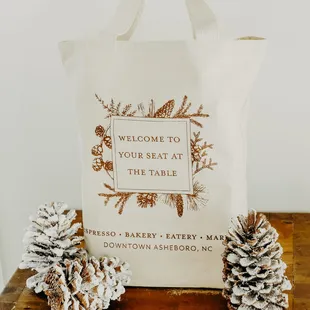 Get your Table Winter Cotton Tote in our market or online.