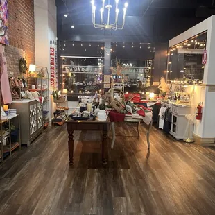 Adorable boutique inside the restaurant! Great for local and visiting shoppers.