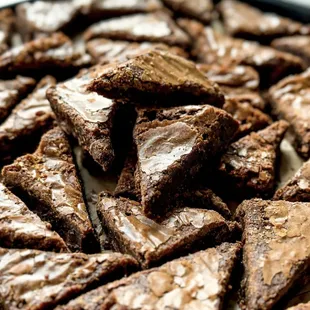 Decadent Brownies, Classic - Minis (Tray)