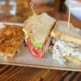 Tuna Sandwich with side of hashbrown