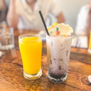 Ube oat tea &amp; Bottomless Mimosas