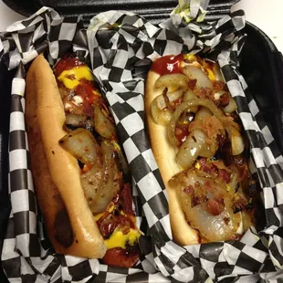 Back Alley Dogs to go