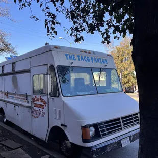 The taco panzon food truck