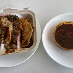 Birria Taco &amp; Consome