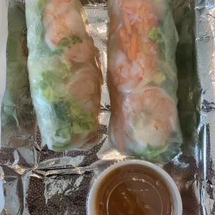 Fresh rolls with peanut sauce (instead of the normal fresh roll sauce)