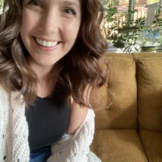 Erika R.