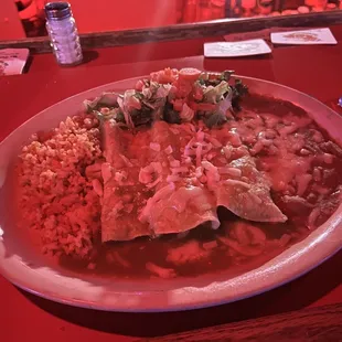 Enchiladas with green sauce