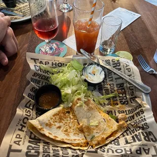 Chicken quesadilla, Bloody Mary