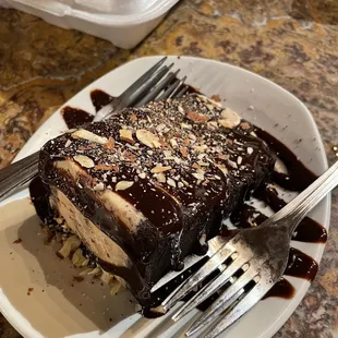 Mud pie $8.50 delicious