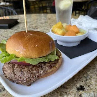 Hollander Burger