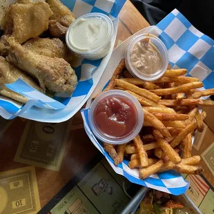 parmesan garlic Wings and Fries