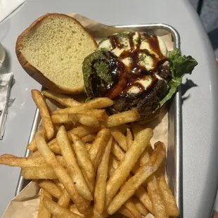 Pesto burger and fries