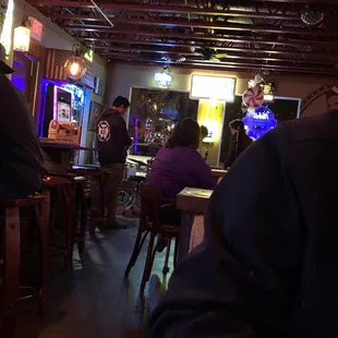 Sorry about the poor pic of table area it really is nice