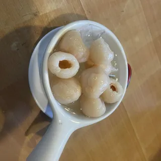 Lychee in syrup