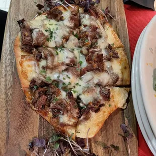 French onion flat bread